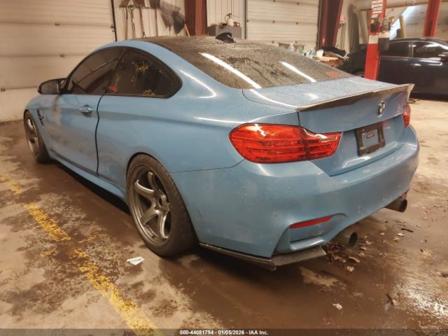 2016 BMW M4 WBS3R9C59GK708544 Photo 2