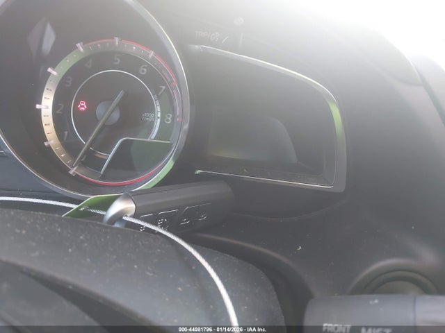 JM1BM1W33G1296995 Mazda Mazda3 S Touring