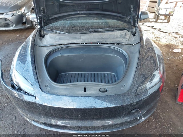 2024 TESLA MODEL 3 5YJ3E1EB4RF818294 Photo 9