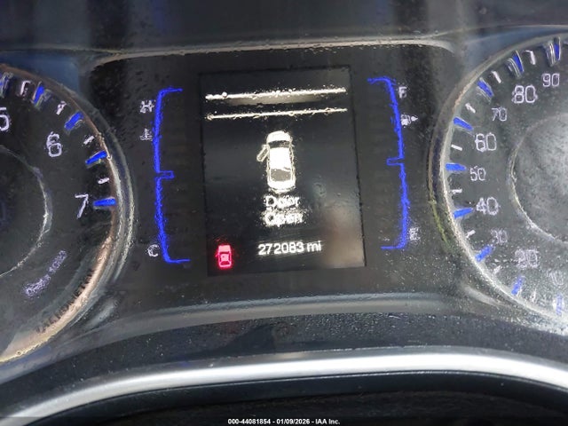Chrysler 200 Limited 2015 1C3CCCAB5FN616251 Image 7