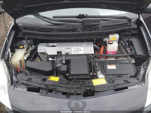 2014 TOYOTA PRIUS JTDKN3DU5E1812050 Photo 9