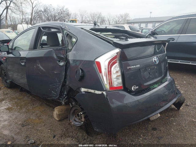 2014 TOYOTA PRIUS JTDKN3DU5E1812050 Photo 5