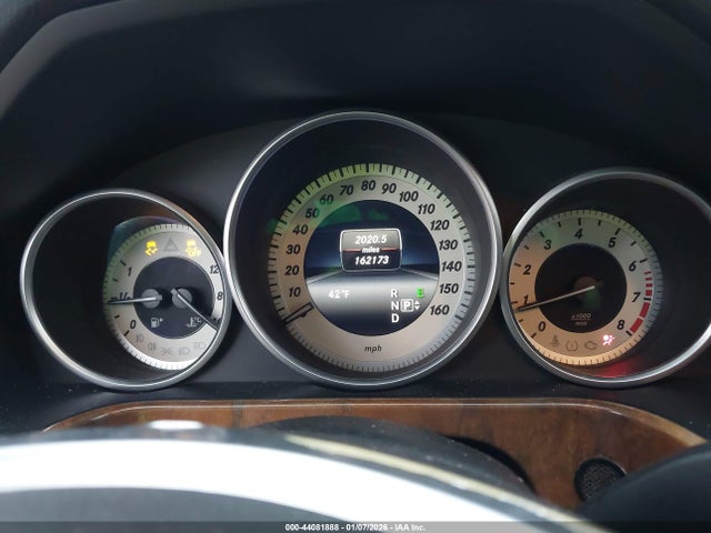 2014 Mercedes-benz E 350 4matic მანქანა იყიდება აუქციონზე, vin: WDDHF8JB4EA788823, აუქციონის ნომერი: 44081888