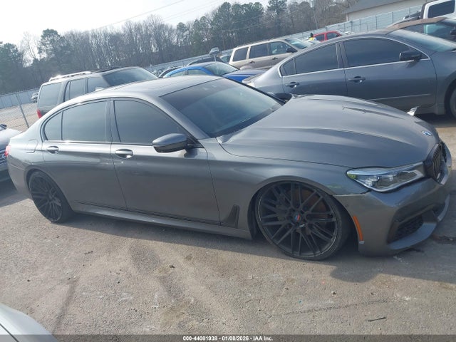 2016 Bmw 750i Xdrive მანქანა იყიდება აუქციონზე, vin: WBA7F2C55GG417662, აუქციონის ნომერი: 44081938