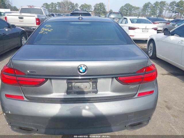 2016 Bmw 750i Xdrive მანქანა იყიდება აუქციონზე, vin: WBA7F2C55GG417662, აუქციონის ნომერი: 44081938
