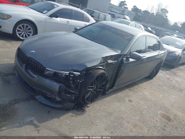 2016 Bmw 750i Xdrive მანქანა იყიდება აუქციონზე, vin: WBA7F2C55GG417662, აუქციონის ნომერი: 44081938