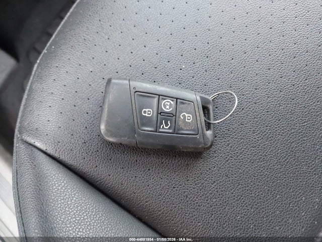 Продажа на аукционе авто 2020 Volkswagen Tiguan 2.0t Se/2.0t Se R-line Black/2.0t Sel, vin: 3VV2B7AX5LM175922, номер лота: 44081954