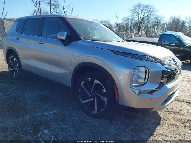 2023 MITSUBISHI OUTLANDER JA4J3UA86PZ054121 Photo 0