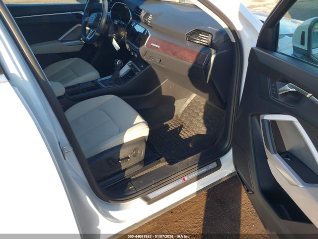 2022 AUDI Q3 WA1EECF38N1138603 Photo 4