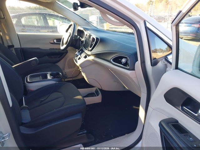 Chrysler Pacifica Touring 2021 2C4RC1FG3MR514929 Image 5