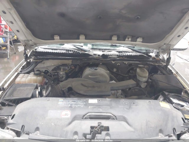 44081992 :رقم المزاد ، 3GKFK16Z03G165857 vin ، 2003 Gmc Yukon Xl 1500 Slt مزاد بيع