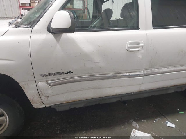 44081992 :رقم المزاد ، 3GKFK16Z03G165857 vin ، 2003 Gmc Yukon Xl 1500 Slt مزاد بيع