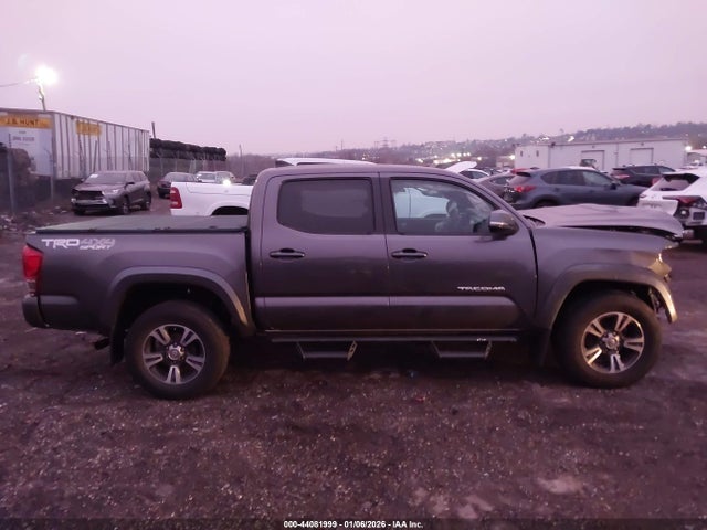 5TFCZ5AN0HX060373 Toyota Tacoma Trd Sport