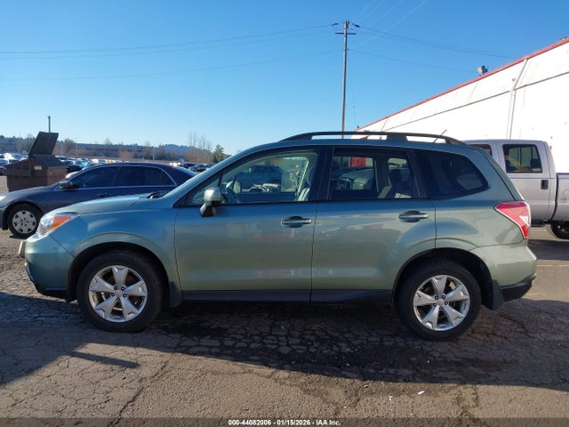 Subaru Forester 2.5i Premium 2015 JF2SJADC6FH596761 Image 14