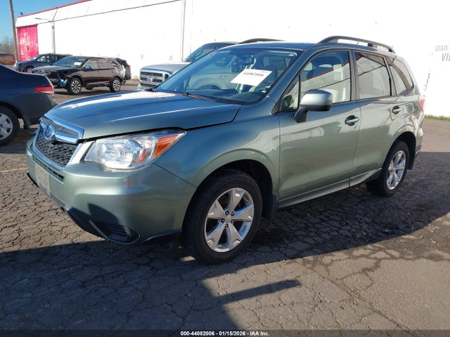 Subaru Forester 2.5i Premium 2015 JF2SJADC6FH596761 Image 2
