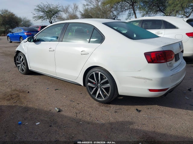 3VW5T7AJ3EM352200 Volkswagen Jetta Gli Autobahn W/nav