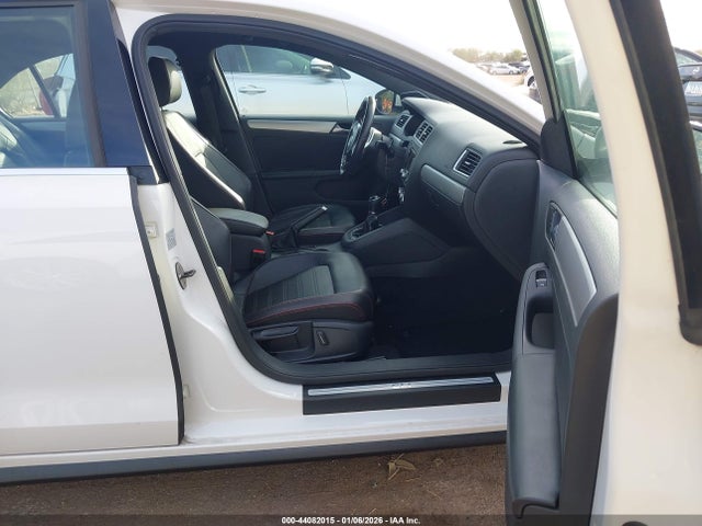 3VW5T7AJ3EM352200 Volkswagen Jetta Gli Autobahn W/nav