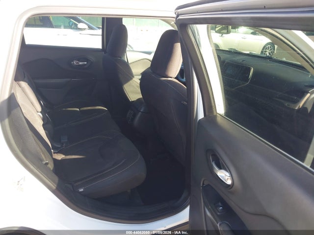 Jeep Cherokee Latitude 2015 1C4PJLCB3FW790698 Image 8