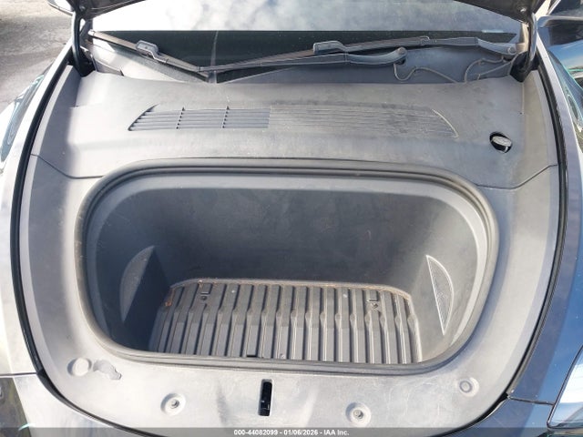 2020 TESLA MODEL Y 5YJYGDEF5LF034573 Photo 9