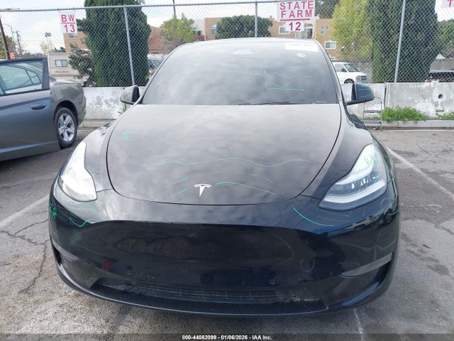 5YJYGDEF5LF034573 Tesla Model Y Long Range Dual Motor All-wheel Drive/performance Dual Motor All-wheel Drive