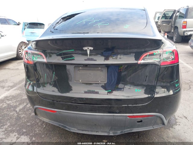 5YJYGDEF5LF034573 Tesla Model Y Long Range Dual Motor All-wheel Drive/performance Dual Motor All-wheel Drive