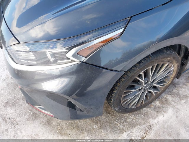 44082108 :رقم المزاد ، 3KPF54AD4PE686548 vin ، 2023 Kia Forte Gt-line مزاد بيع