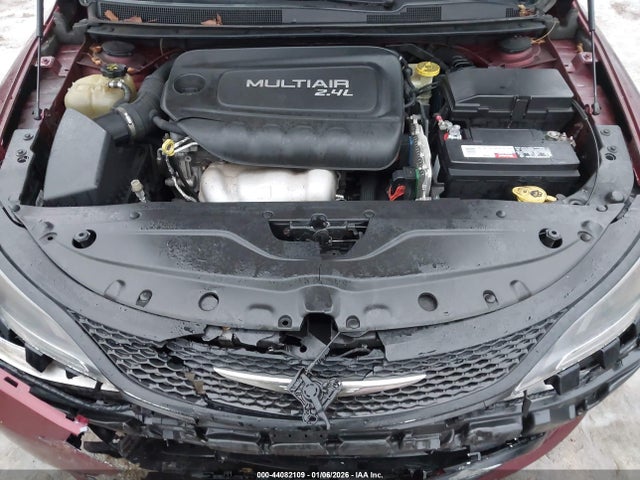 2015 Chrysler 200 S მანქანა იყიდება აუქციონზე, vin: 1C3CCCBB8FN696479, აუქციონის ნომერი: 44082109