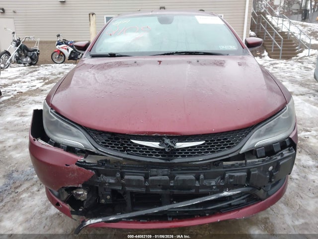 2015 Chrysler 200 S მანქანა იყიდება აუქციონზე, vin: 1C3CCCBB8FN696479, აუქციონის ნომერი: 44082109