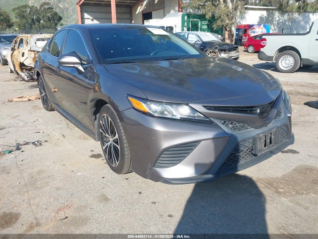 4T1B11HK6JU633450 Toyota CAMRY SE