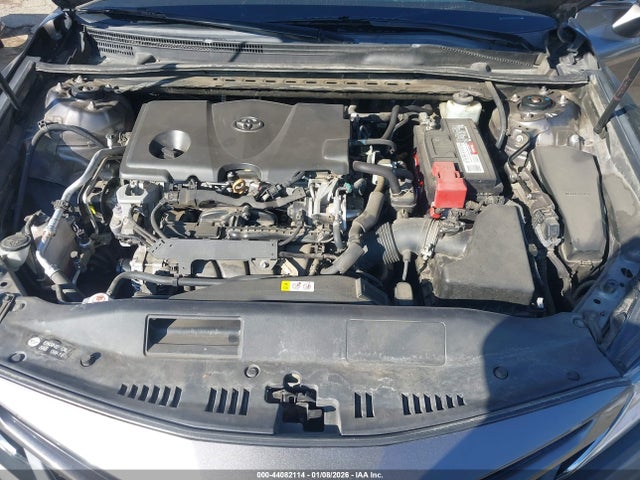 4T1B11HK6JU633450 Toyota CAMRY SE