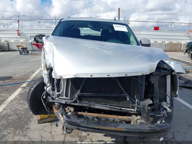 1GKS1KE01ER235492 GMC Yukon Xl 1500 Slt