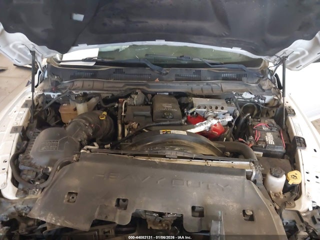 2016 RAM 2500 3C6UR5CL9GG224388 Photo 9