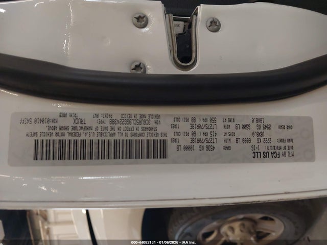 2016 RAM 2500 3C6UR5CL9GG224388 Photo 8