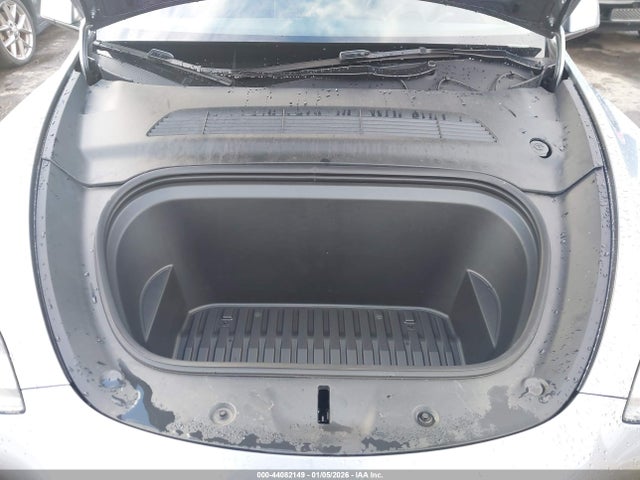 2025 TESLA MODEL Y 7SAYGAEE0SF279045 Photo 9