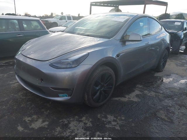 2025 TESLA MODEL Y 7SAYGAEE0SF279045 Photo 1