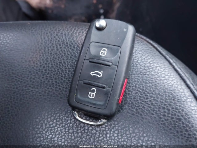 2015 VOLKSWAGEN PASSAT 1VWBT7A34FC070851 Photo 10