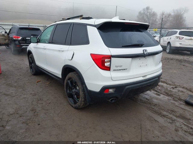 Honda Passport Awd Elite 2020 5FNYF8H06LB001048 Image 3