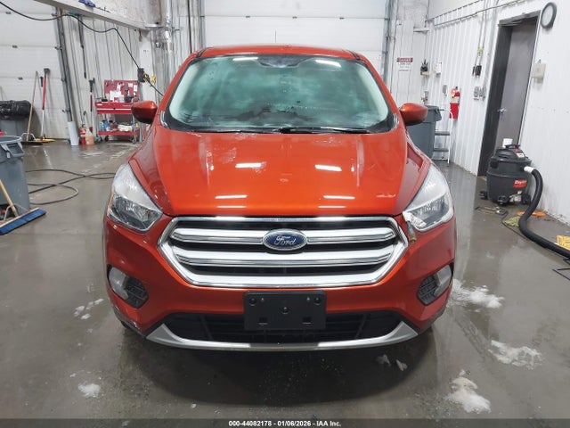 1FMCU9GD3KUC35370 Ford ESCAPE SE