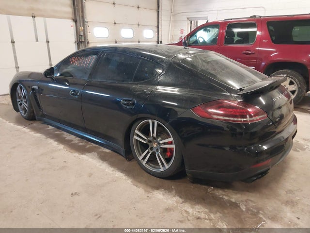 2016 PORSCHE PANAMERA WP0AF2A79GL081499 Photo 2