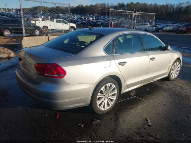 2014 VOLKSWAGEN PASSAT 1VWAT7A30EC037324 Photo 3