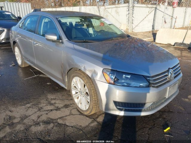 2014 VOLKSWAGEN PASSAT 1VWAT7A30EC037324 Photo 5
