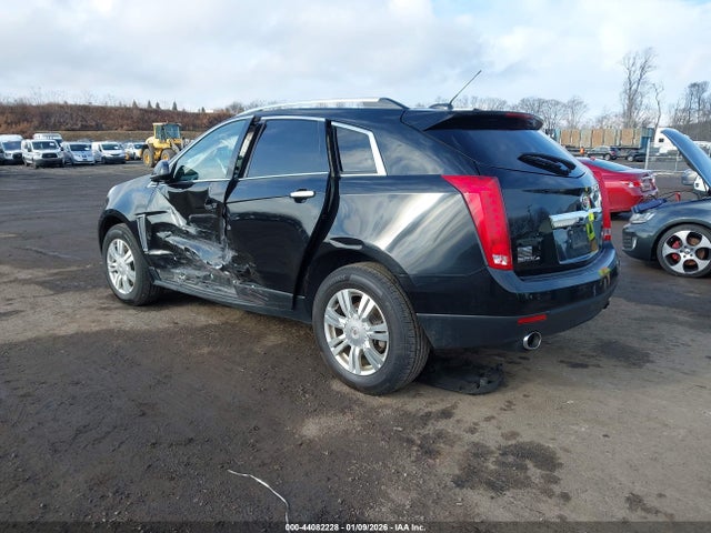 2016 CADILLAC SRX 3GYFNEE37GS529678 Photo 2
