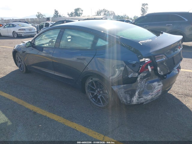 2022 TESLA MODEL 3 5YJ3E1EA6NF250941 Photo 2