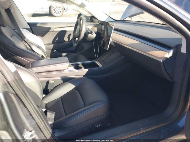 2022 TESLA MODEL 3 5YJ3E1EA6NF250941 Photo 4