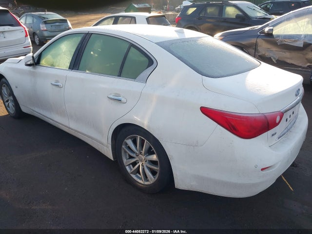 2015 Infiniti Q50 Premium მანქანა იყიდება აუქციონზე, vin: JN1BV7ARXFM409207, აუქციონის ნომერი: 44082272