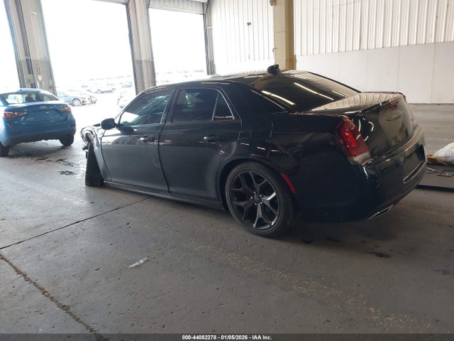 Aukcja sprzedaży 2020 Chrysler 300 Touring L, vin: 2C3CCAAG0LH201102, numer aukcji: 44082278