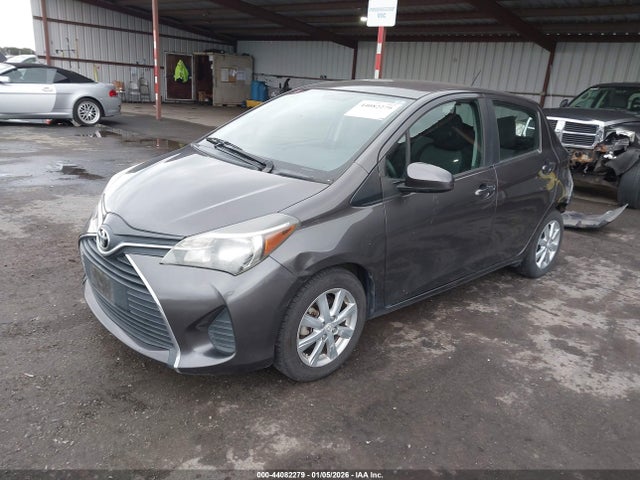 Toyota YARIS LE 2015 VNKKTUD3XFA016860 Image 2