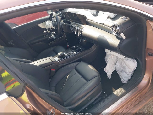 2023 MERCEDES-BENZ CLA 250 COUPE W1K5J4GBXPN393106 Photo 4