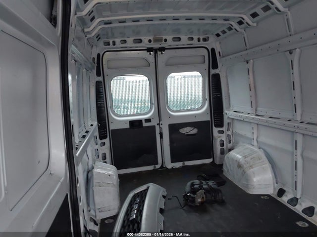 Продажа на аукционе авто 2021 Ram Promaster 2500, vin: 3C6LRVDG3ME508121, номер лота: 44082305