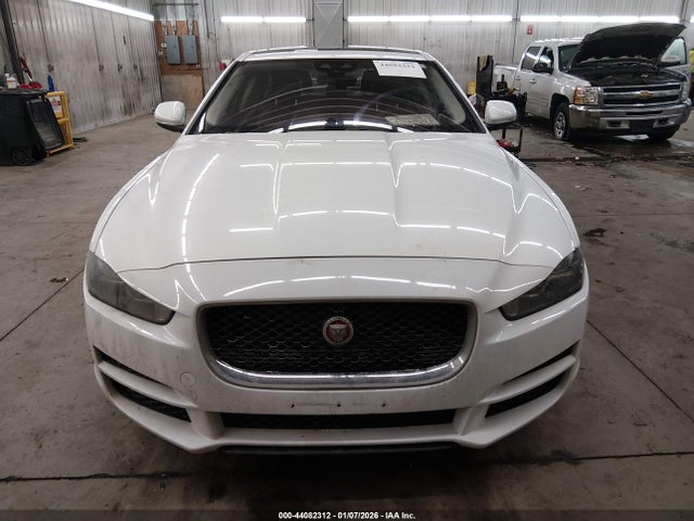 Продажа на аукционе авто 2019 Jaguar Xe 25t, vin: SAJAS4FX3KCP51106, номер лота: 44082312